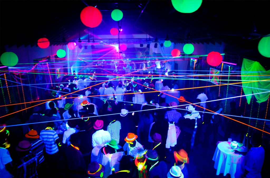 Sweet 16 Neon Party Ideas