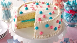 gender reveal cake